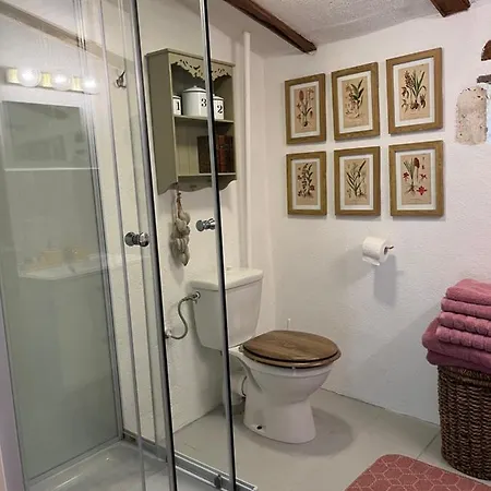 La Colline De Tilleul - Les Deux Puits - Cosy Cottage With Swimming Pool Near Aubeterre Saint-Romain  Exterior photo