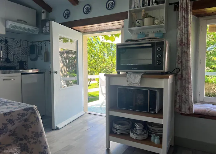 La Colline De Tilleul - Les Deux Puits - Cosy Cottage With Swimming Pool Near Aubeterre