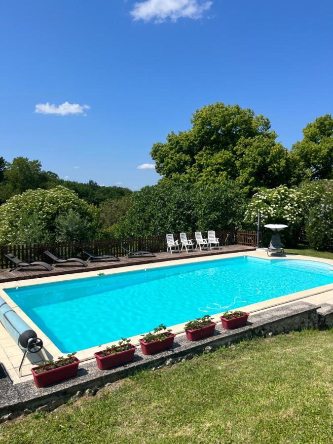 Holiday home La Colline De Tilleul - Les Deux Puits - Cosy With Swimming Pool Near Aubeterre