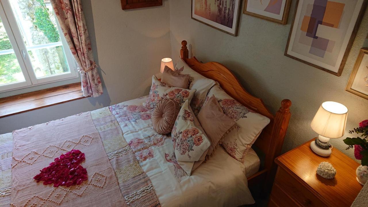 La Colline De Tilleul - Les Deux Puits - Cosy With Swimming Pool Near Aubeterre * Saint-Romain (Charente)