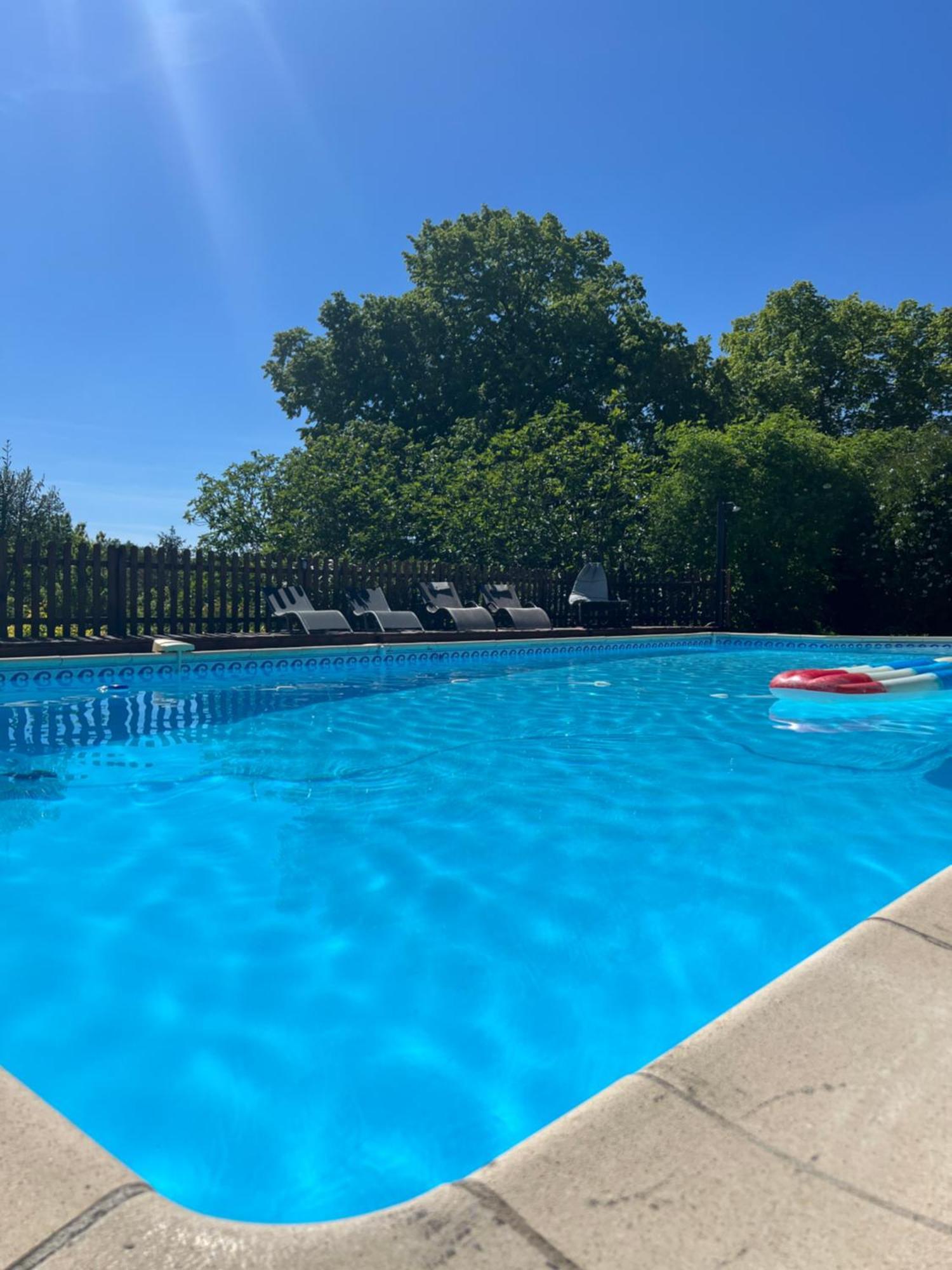 La Colline De Tilleul - Les Deux Puits - Cosy With Swimming Pool Near Aubeterre Holiday home *